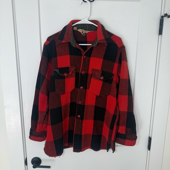Vintage 60s Woolrich Buffalo Plaid Mackinaw Hunting Size L - Main Image